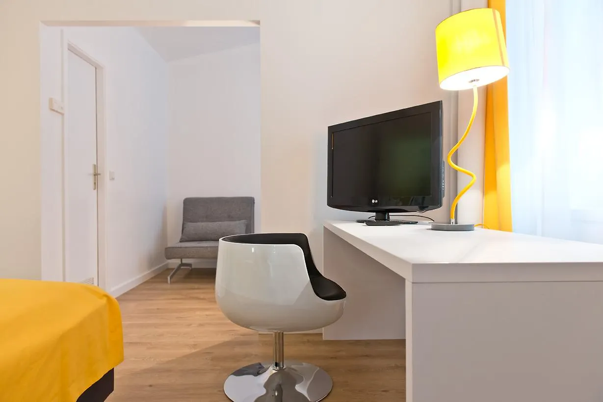 Wyndham Garden Duesseldorf City Centre Koenigsallee Hotel