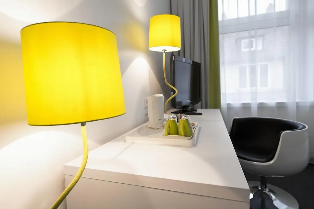 Wyndham Garden Duesseldorf City Centre Koenigsallee 4*, Düsseldorf Tyskland