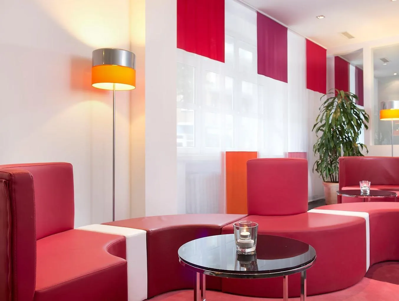 Wyndham Garden Duesseldorf City Centre Koenigsallee Hotel