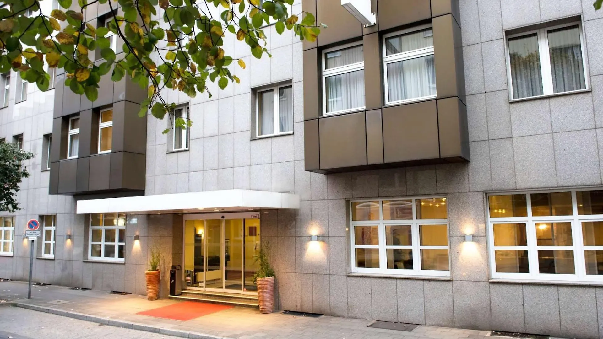 Hotel Wyndham Garden Duesseldorf City Centre Koenigsallee